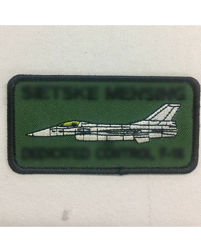 naambadge, elke badge met eigen naam, tekst, logo